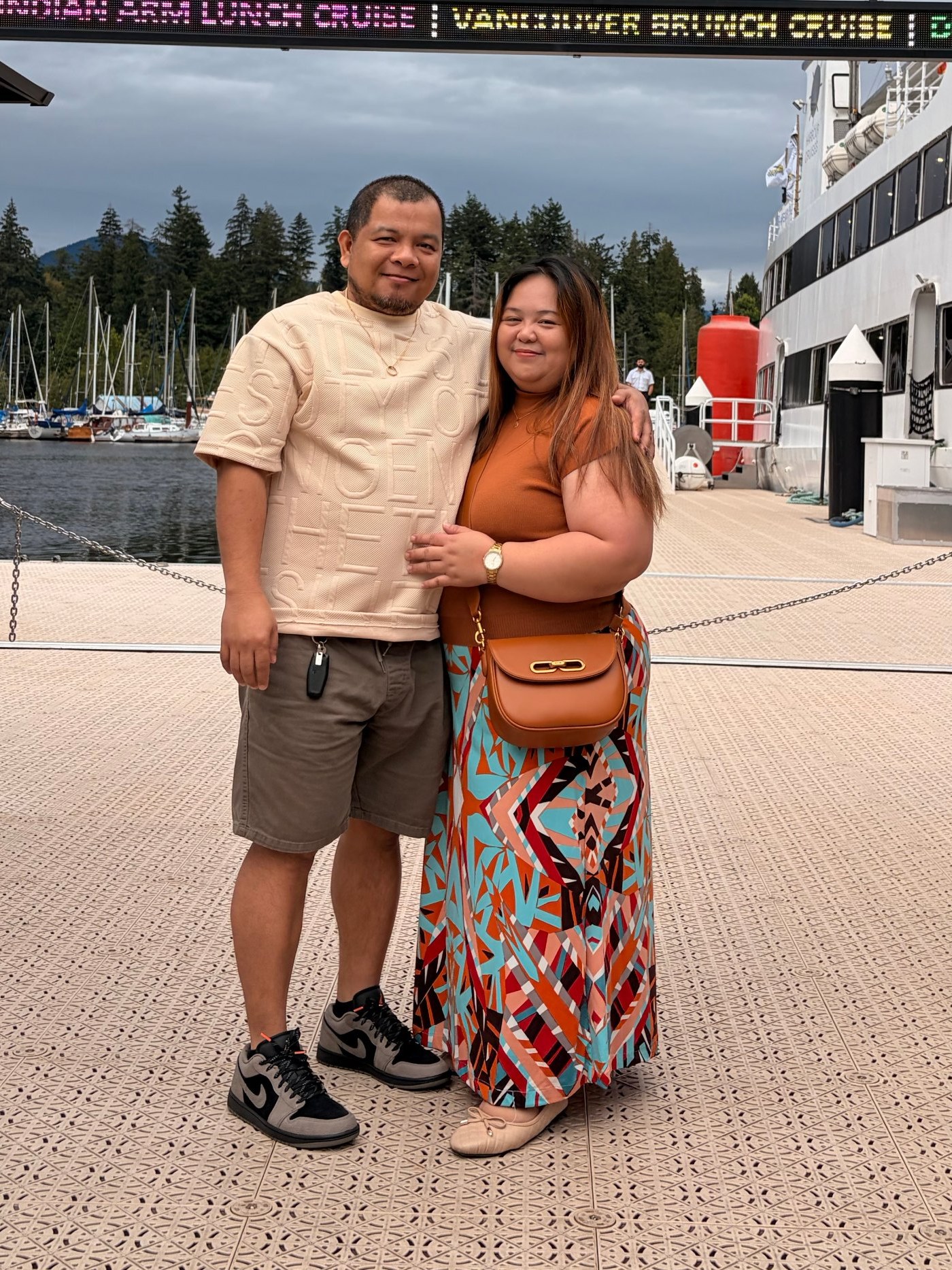 Jonie and Vanesa, Cleany Surrey
